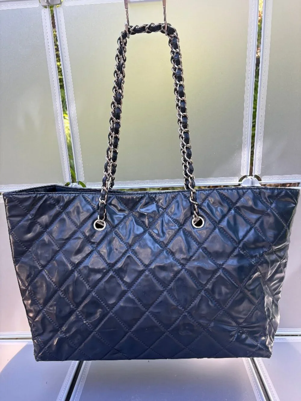 CHANEL Navy Blue Quilted Patent Leather Tote Bag Silver Chain Shoulder Bag - Picture 3 of 16